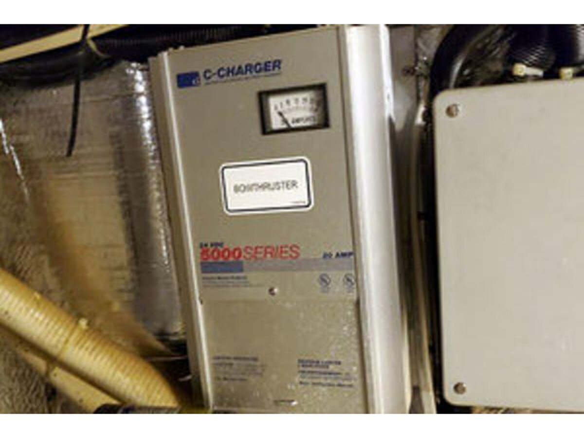 2001-carver-46-6-696d63