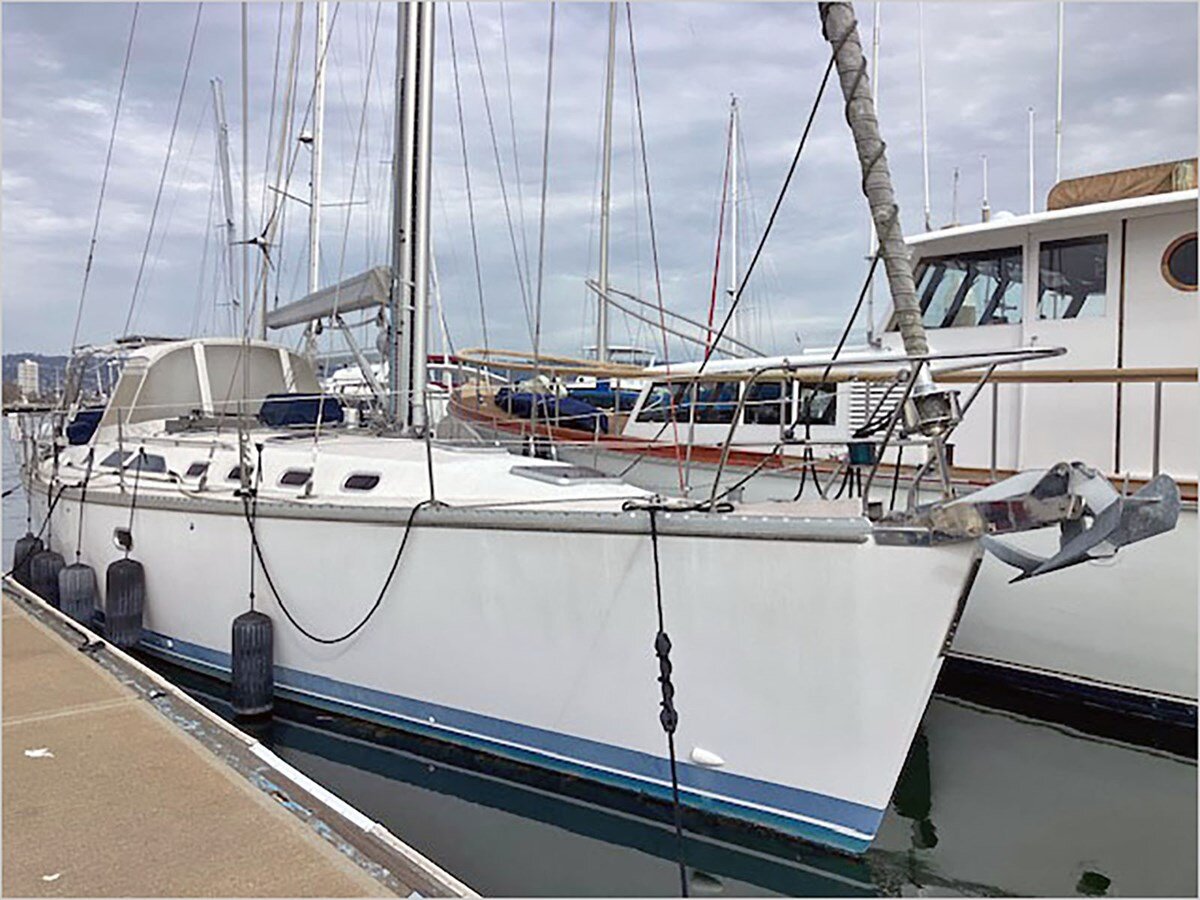 2001-catalina-47-1-b4b24c