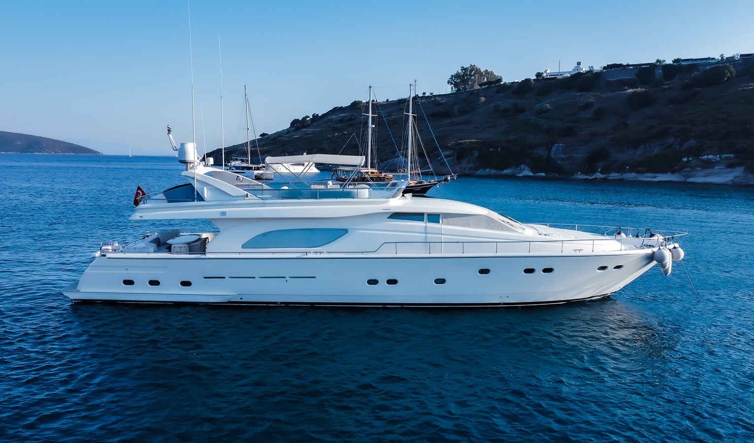 2001-ferretti-80-7-dc1b90