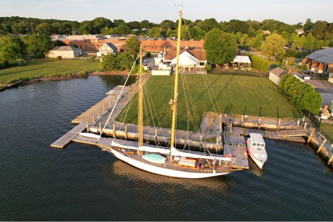 2001-gannon-benjamin-75-6-831a74