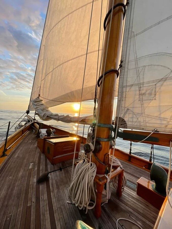 2001-gannon-benjamin-75-6-831a74