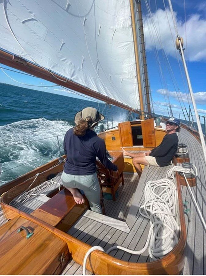 2001-gannon-benjamin-75-6-831a74