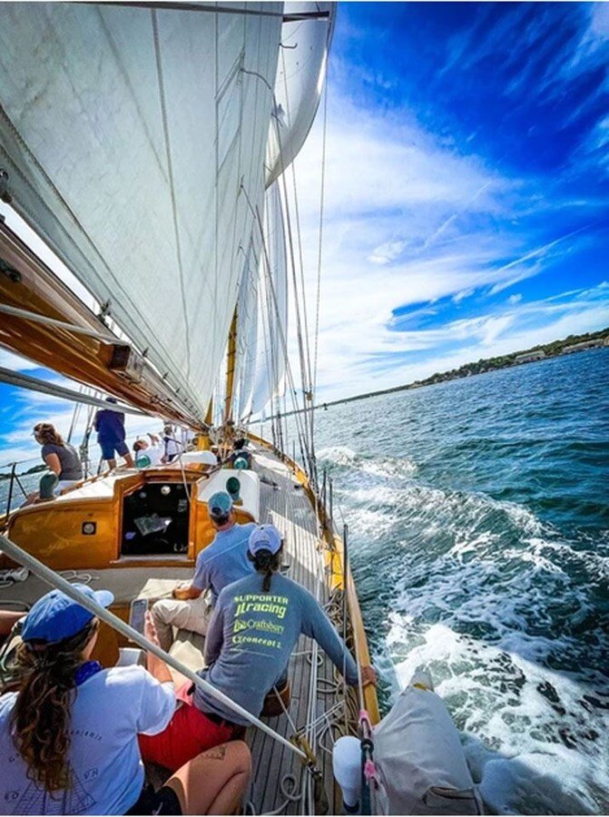 2001-gannon-benjamin-75-6-831a74