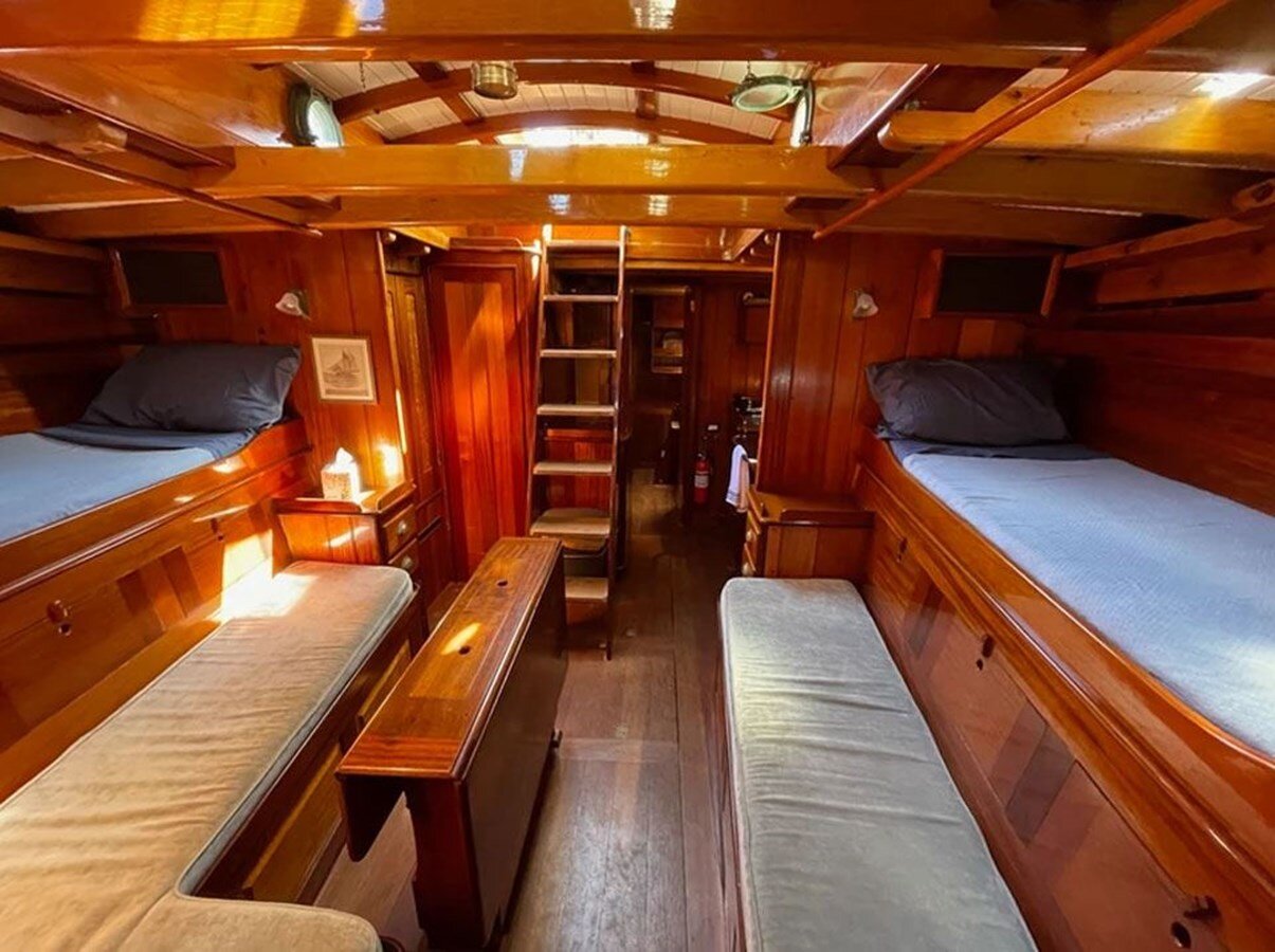 2001-gannon-benjamin-75-6-831a74