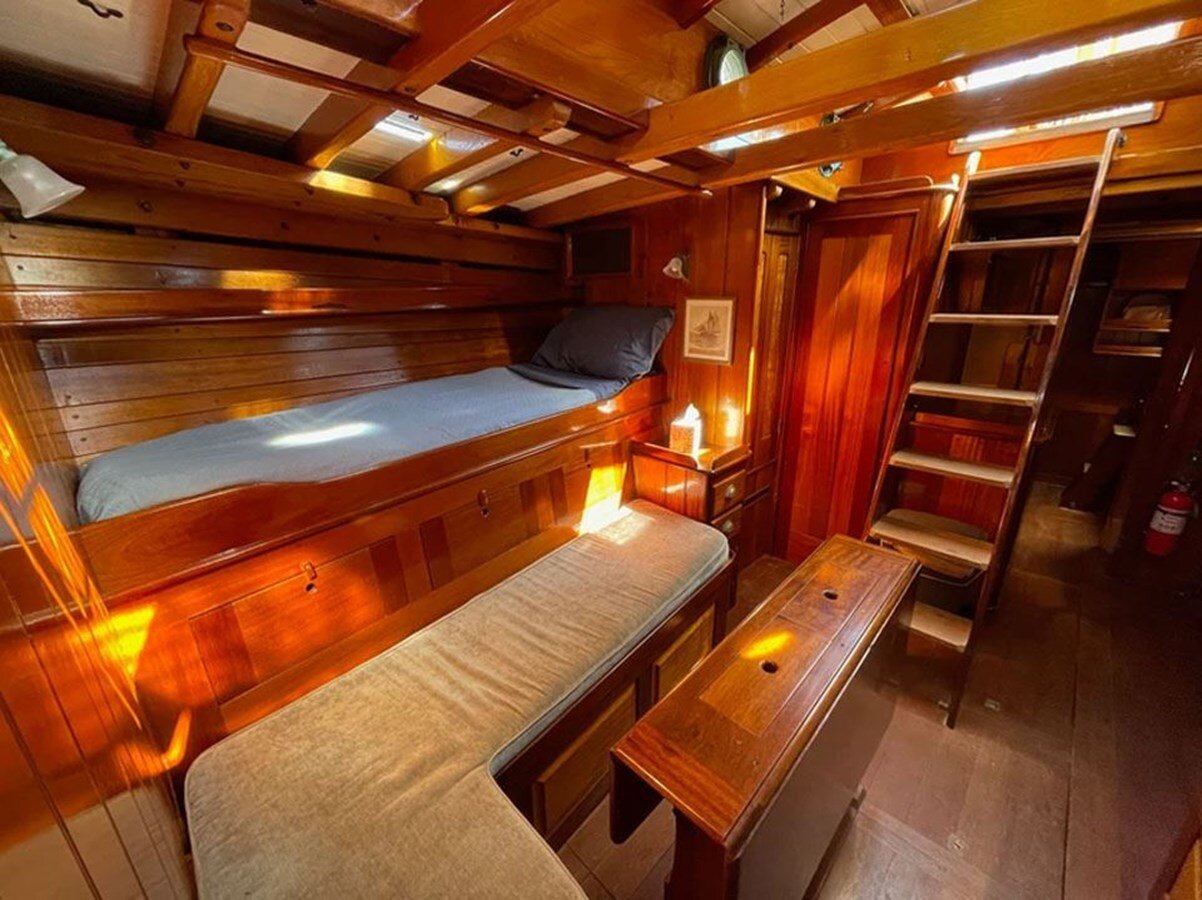 2001-gannon-benjamin-75-6-831a74