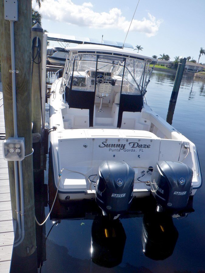 2001-grady-white-33-c630e6