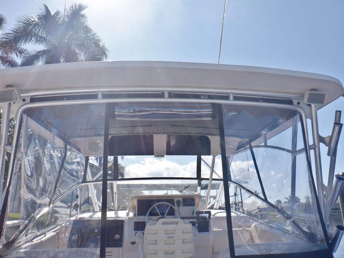 2001-grady-white-33-c630e6