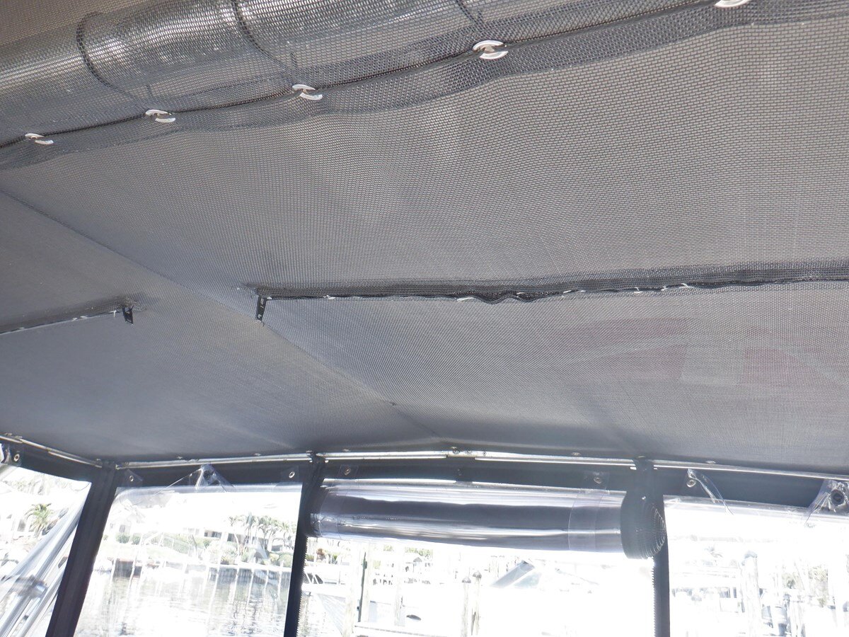 2001-grady-white-33-c630e6