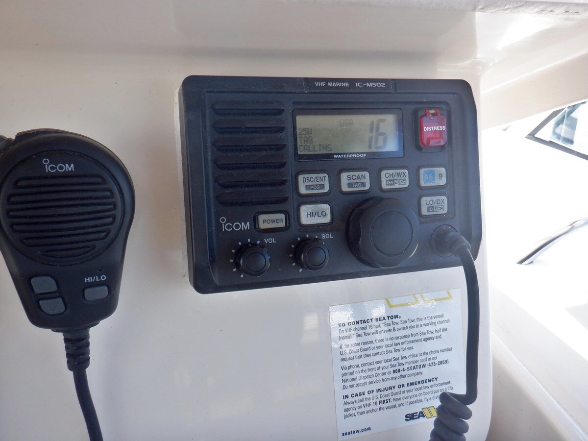 2001-grady-white-33-c630e6