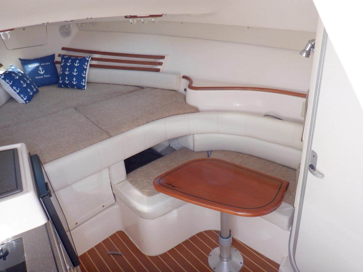 2001-grady-white-33-c630e6