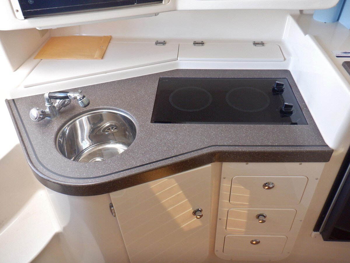 2001-grady-white-33-c630e6