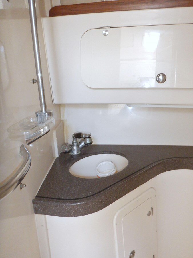 2001-grady-white-33-c630e6