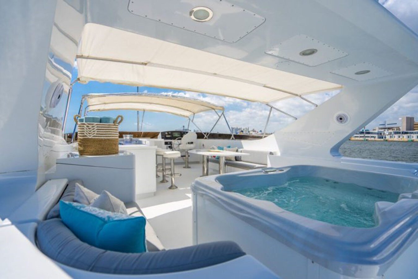 2001 INTERMARINE 95'