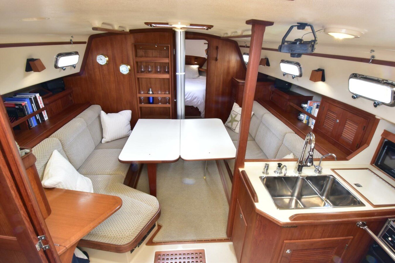 2001-island-packet-39-7-4f3848