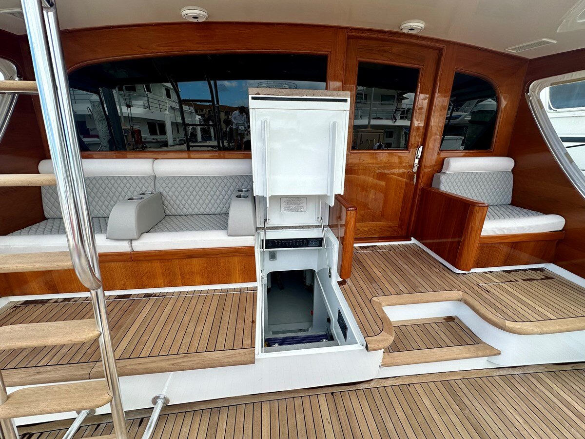 2001-merritt-boat-works-58-934130