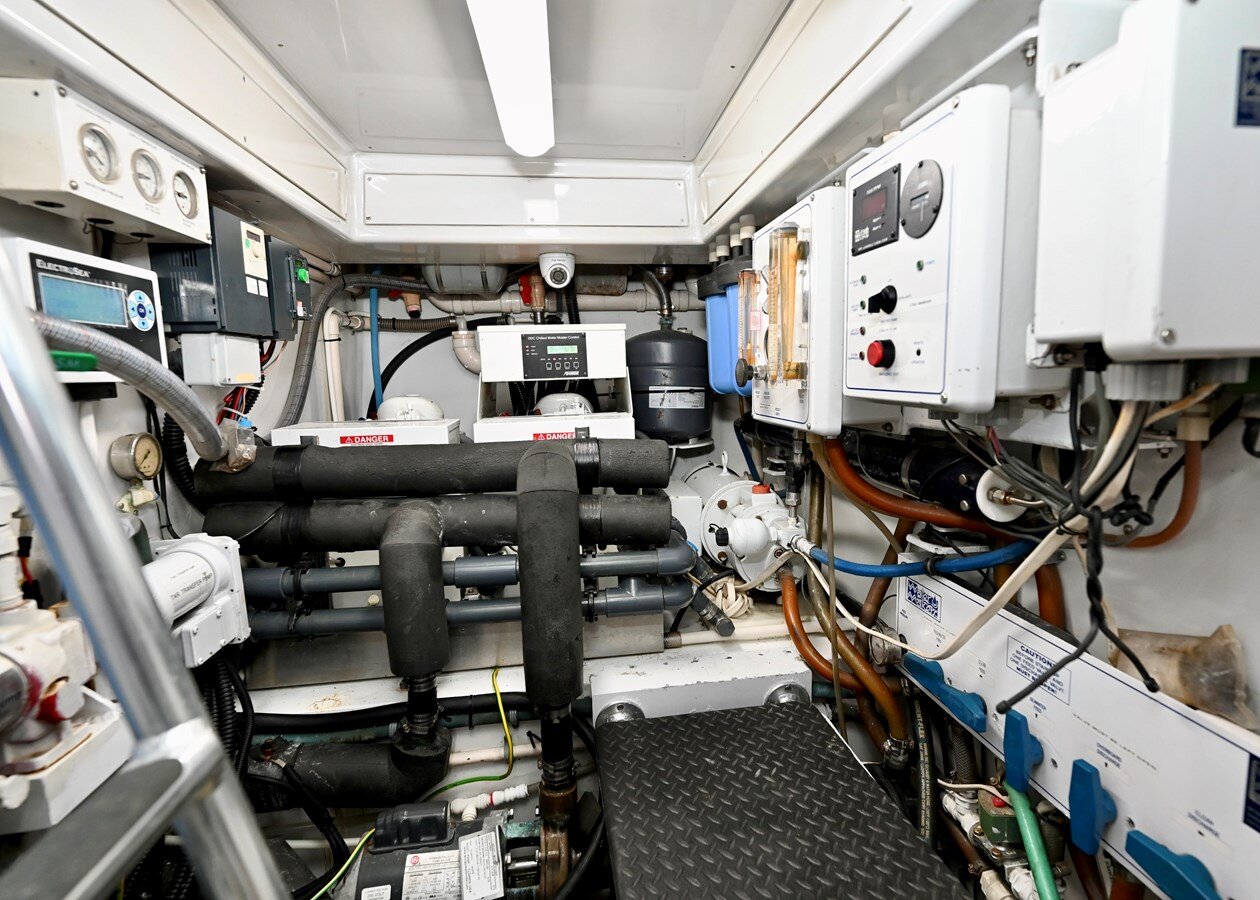 2001-merritt-boat-works-58-934130