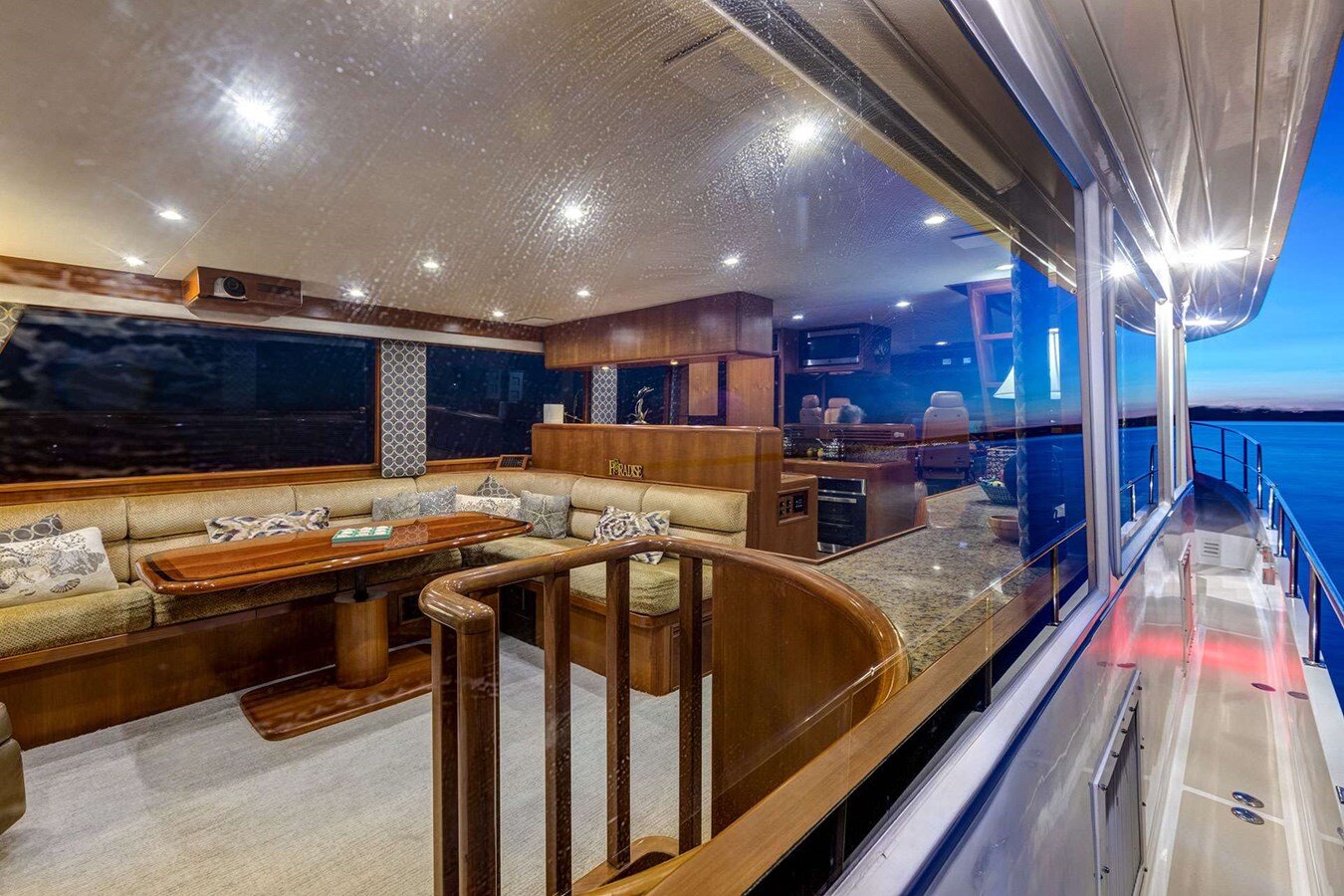 2001 OFFSHORE YACHTS 62'