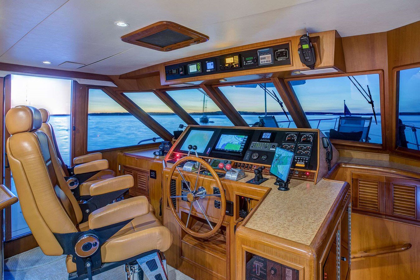 2001 OFFSHORE YACHTS 62'