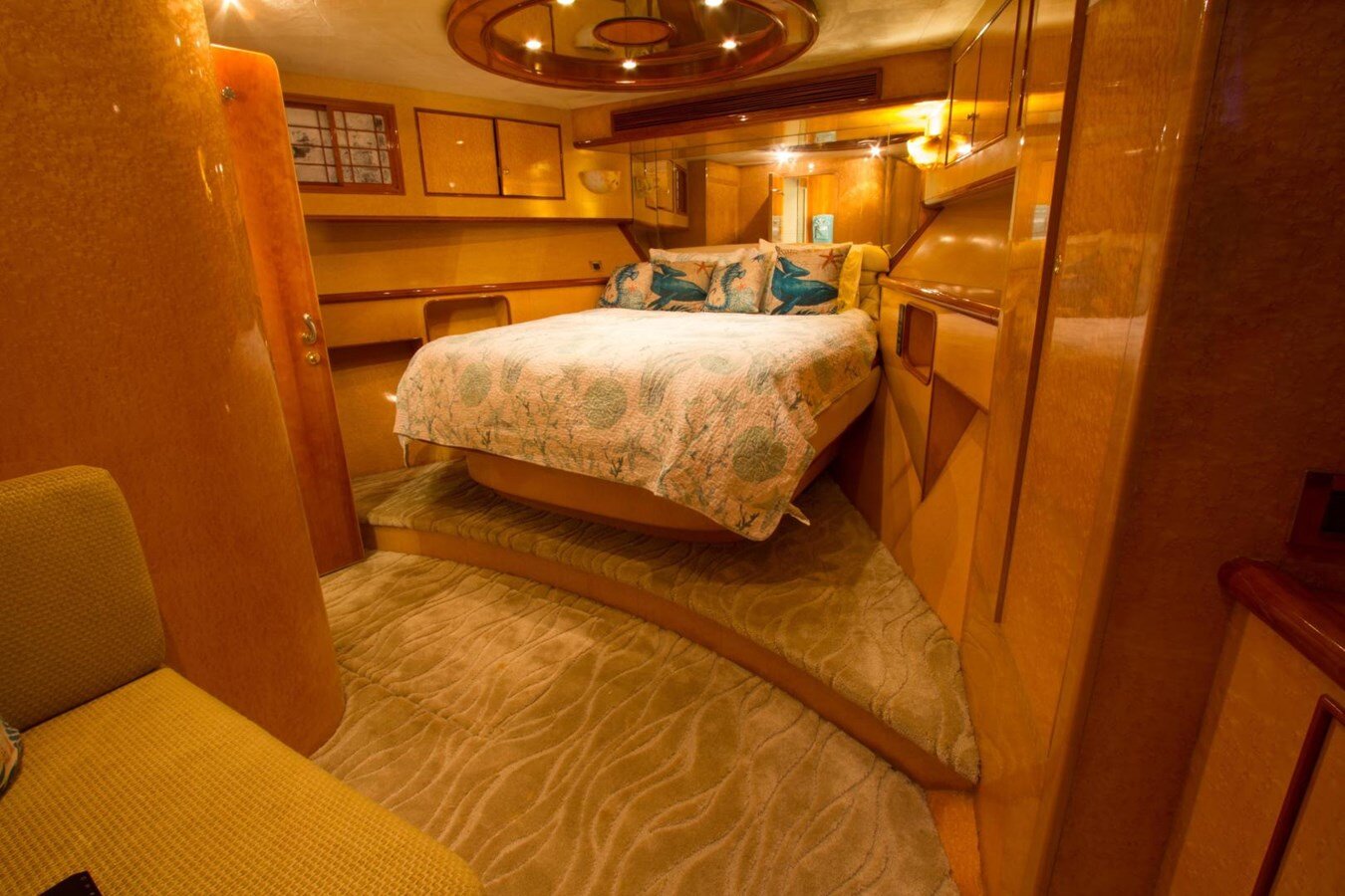 2001-president-yachts-100-ebd430