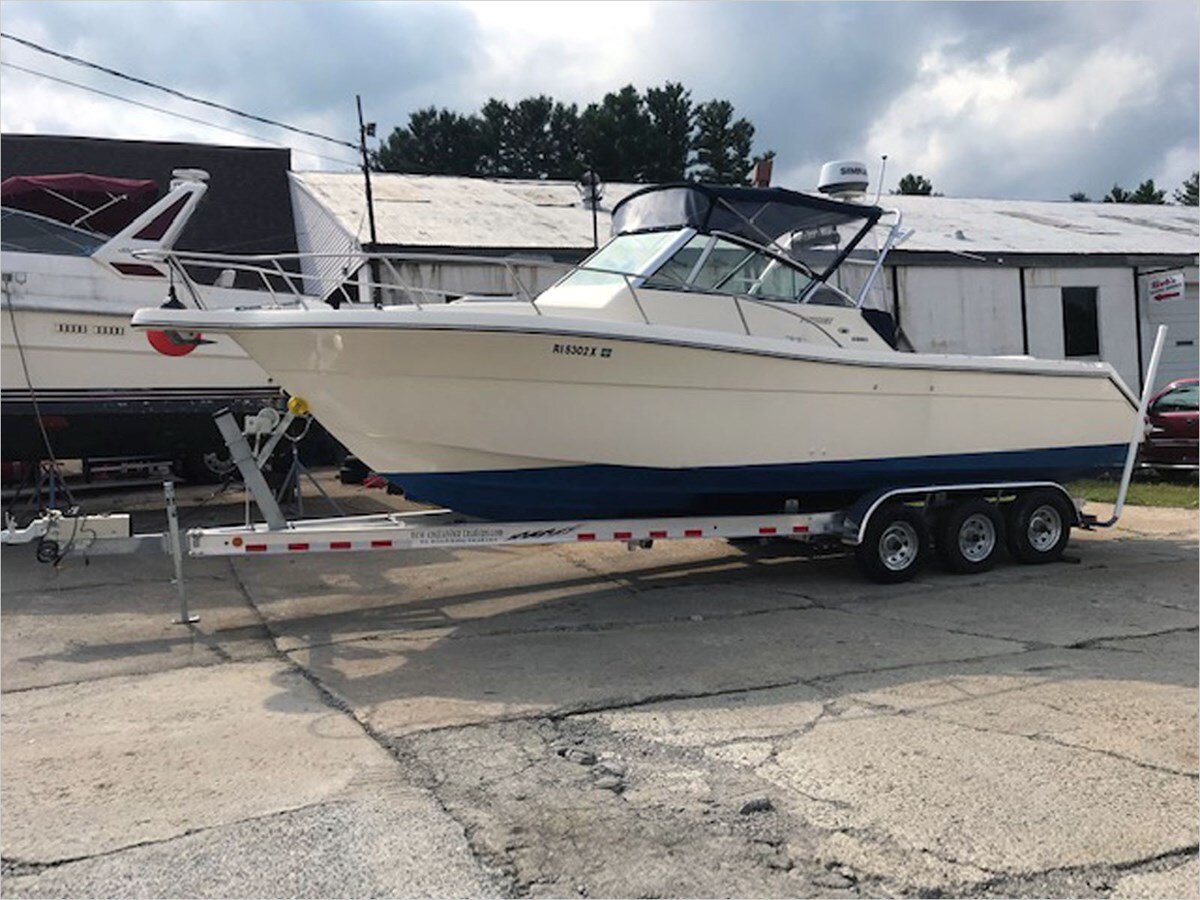 2001-pursuit-28-0b3c4d