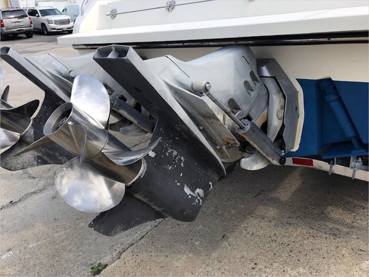 2001-pursuit-28-0b3c4d