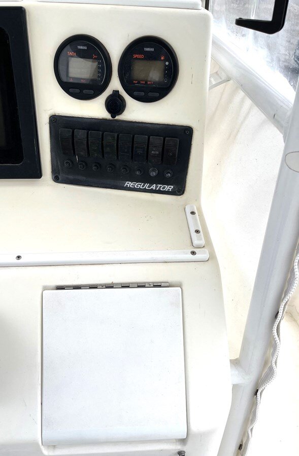 2001-regulator-20-6-cb33b2