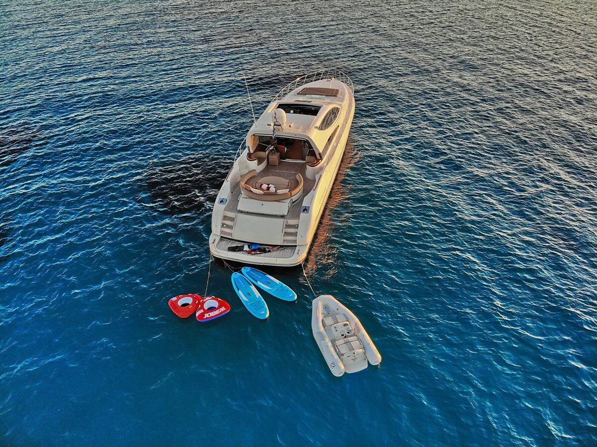 2001-riva-72-3-ed5129