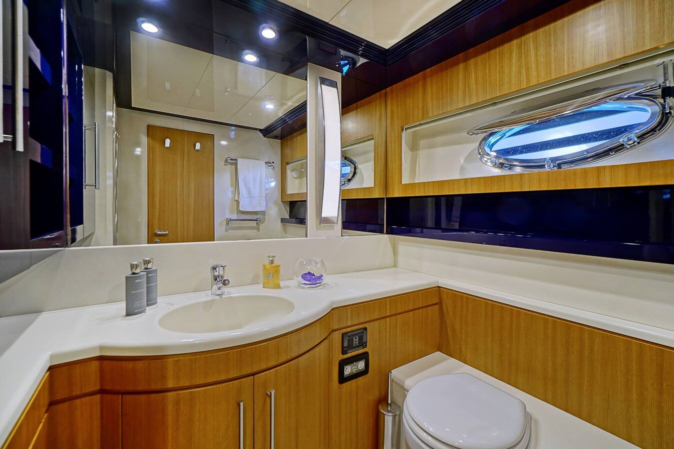 2001-riva-72-3-ed5129