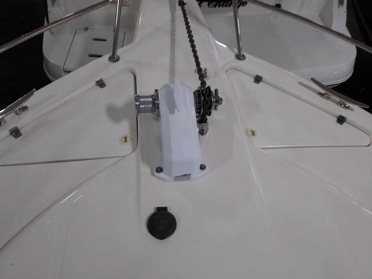 2001-riviera-42-15ce22