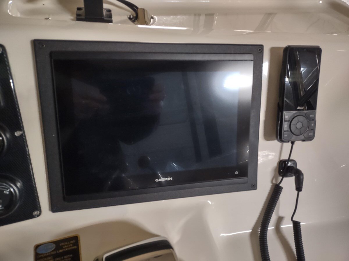 2001-riviera-42-15ce22