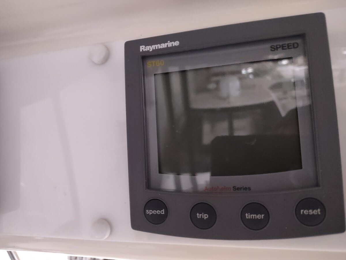 2001-riviera-42-15ce22