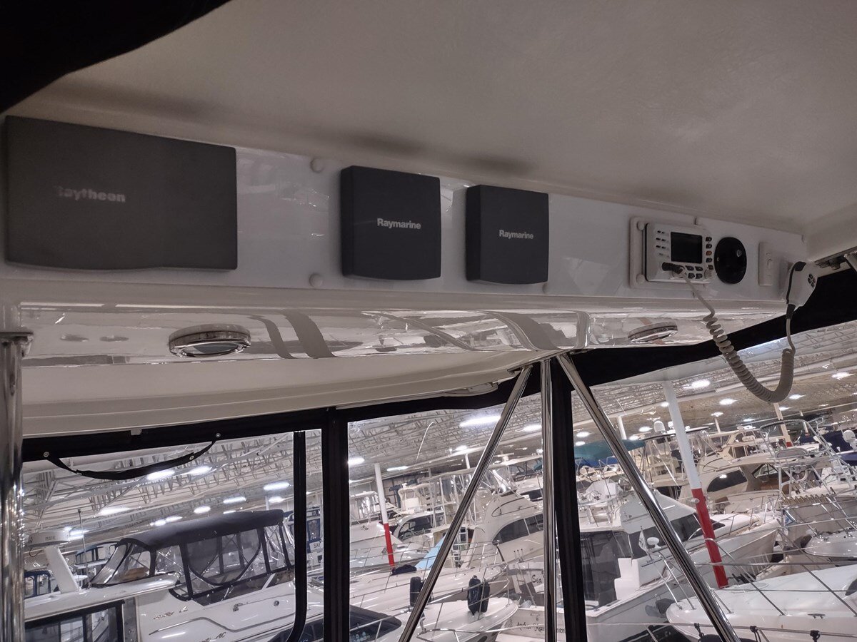 2001-riviera-42-15ce22