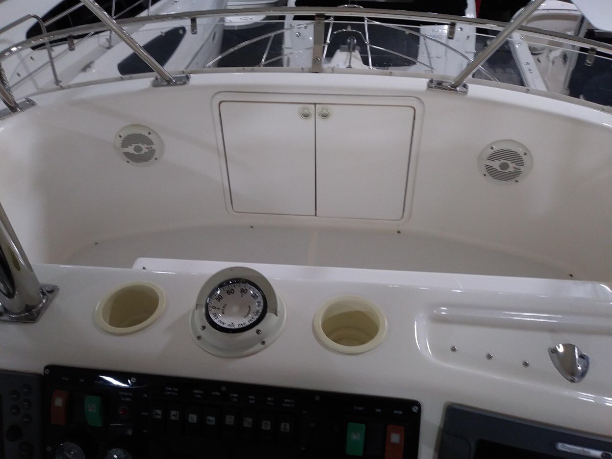 2001-riviera-42-15ce22