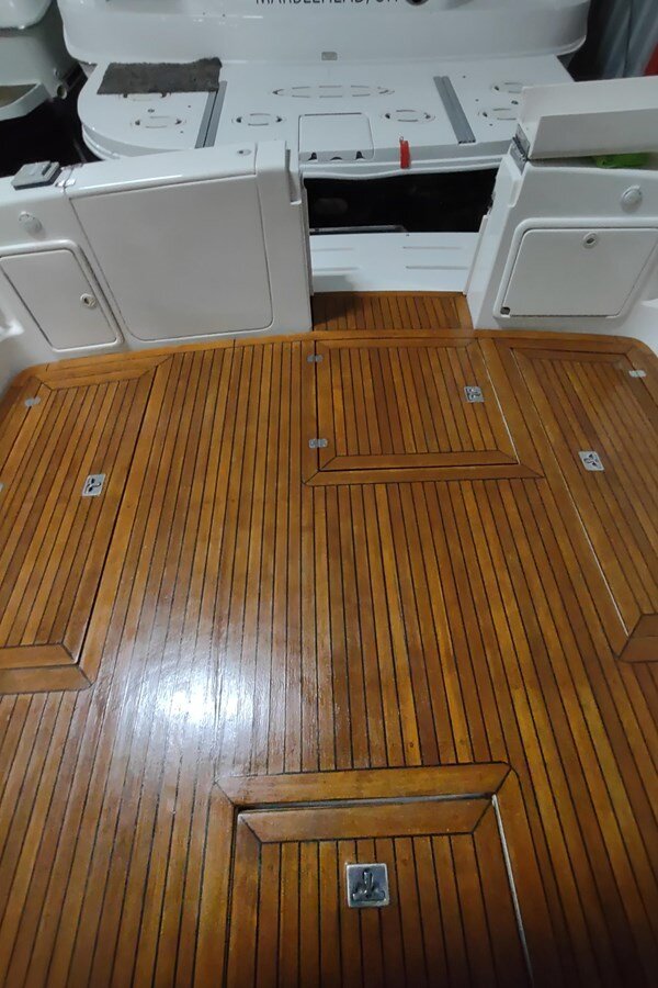 2001-riviera-42-15ce22