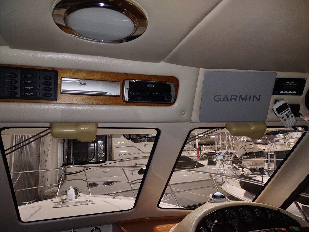 2001-riviera-42-15ce22