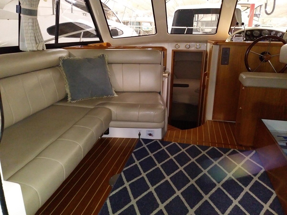 2001-riviera-42-15ce22