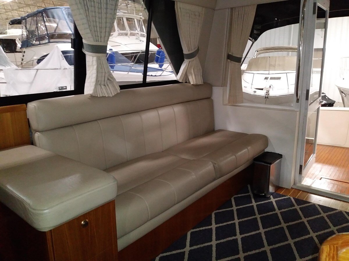 2001-riviera-42-15ce22