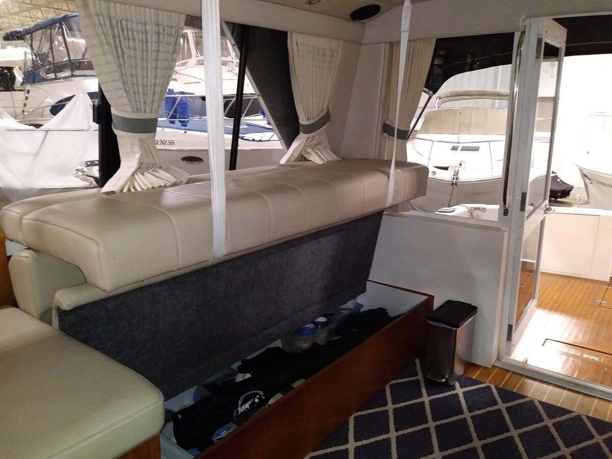 2001-riviera-42-15ce22