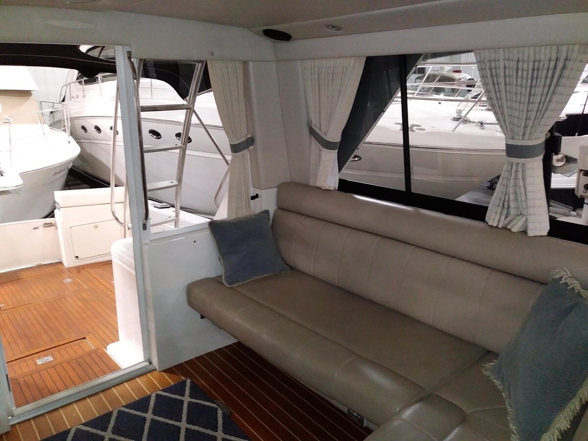 2001-riviera-42-15ce22