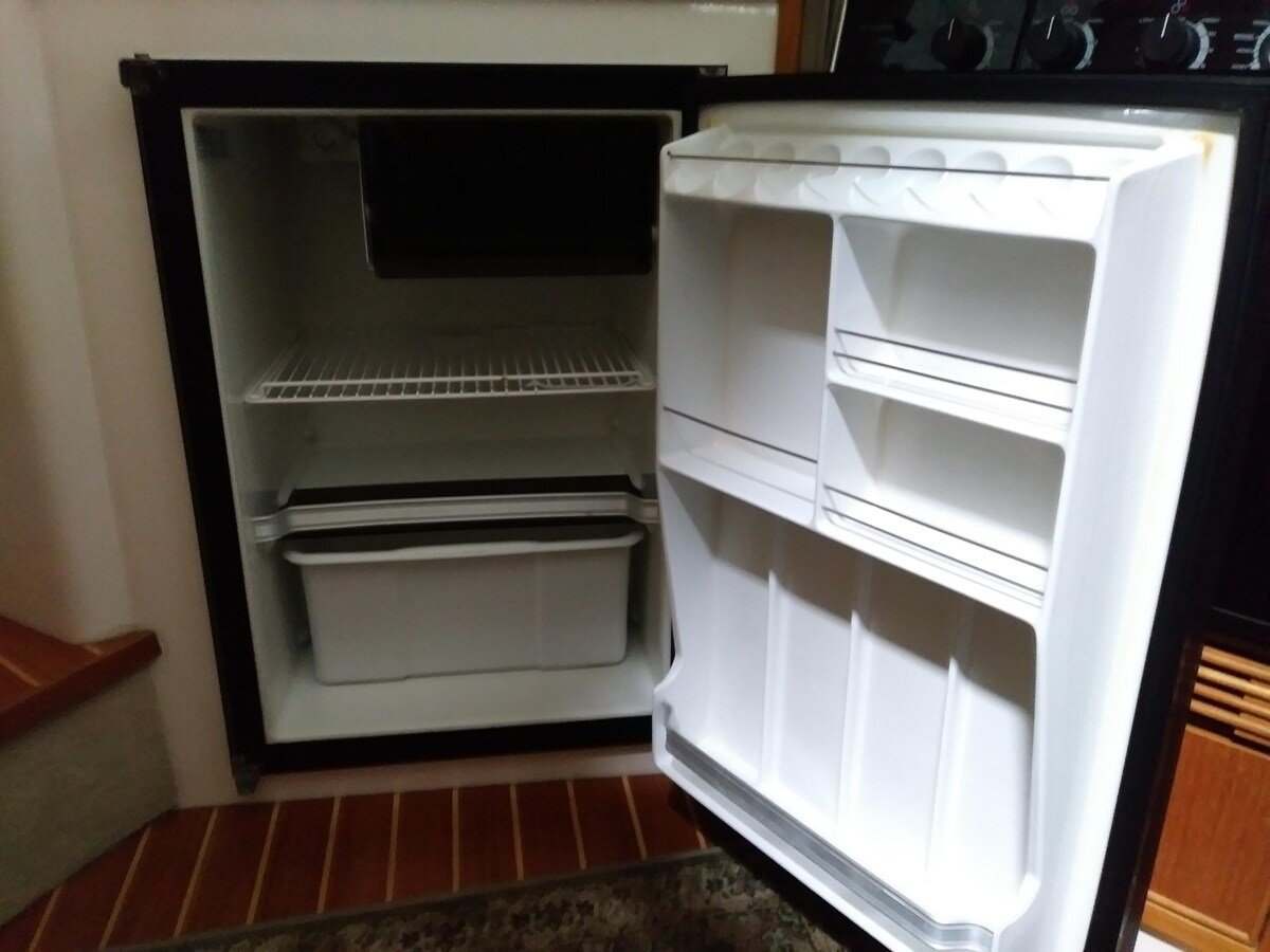 2001-riviera-42-15ce22