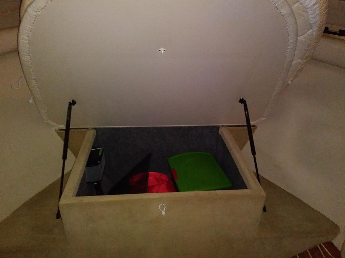 2001-riviera-42-15ce22