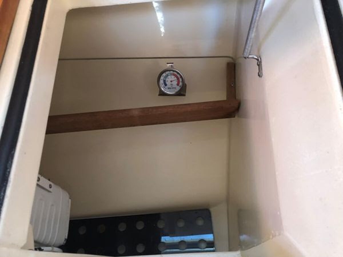 2001-sabre-yachts-36-2-84bb95