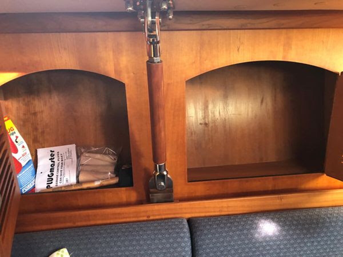 2001-sabre-yachts-36-2-84bb95