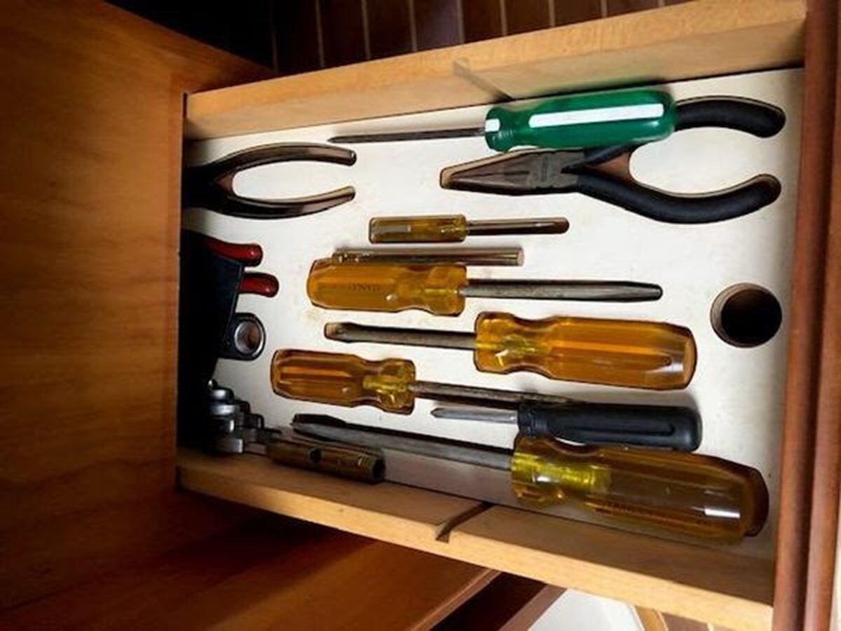 2001-sabre-yachts-36-2-84bb95