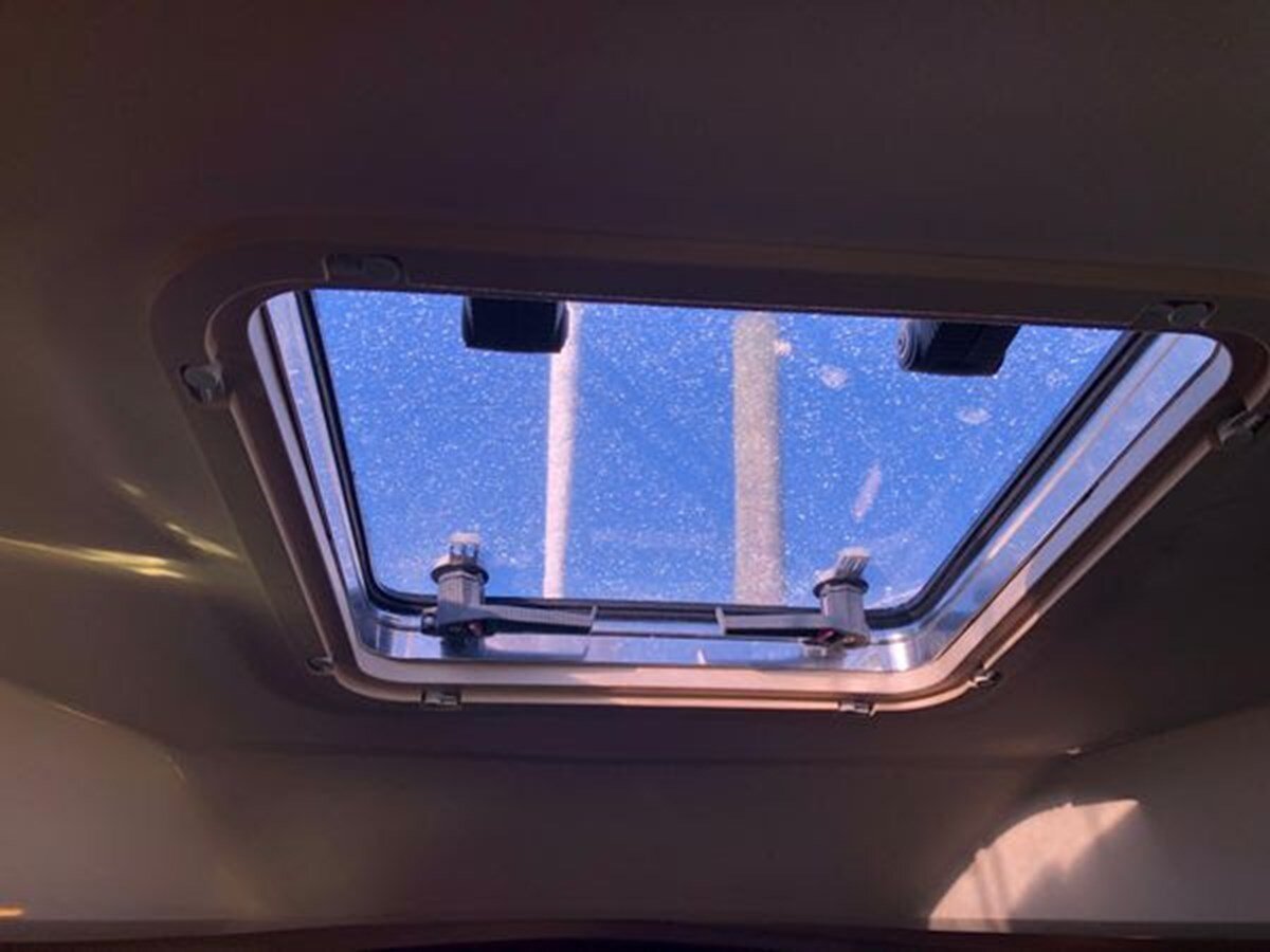 2001-sabre-yachts-36-2-84bb95