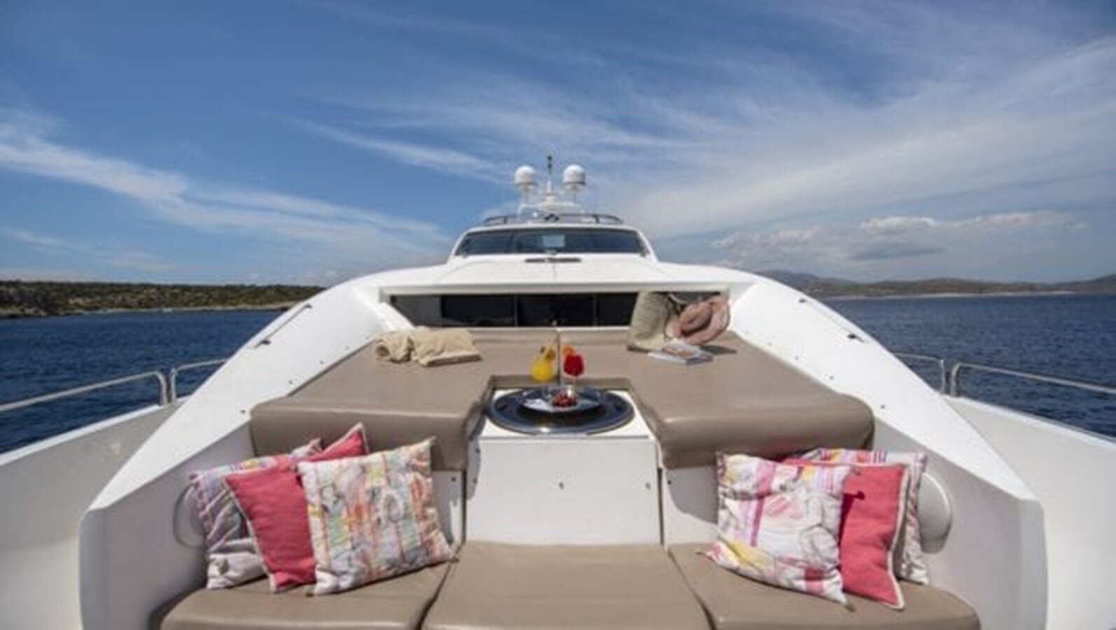 2001 SUNSEEKER 101' 11