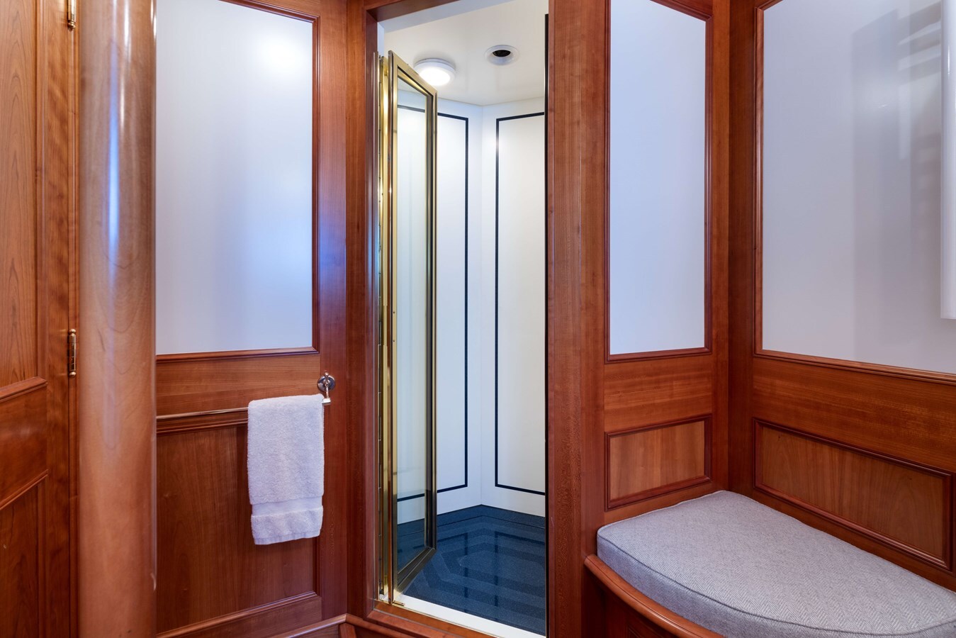 2001-vitters-146-10-a8ca55