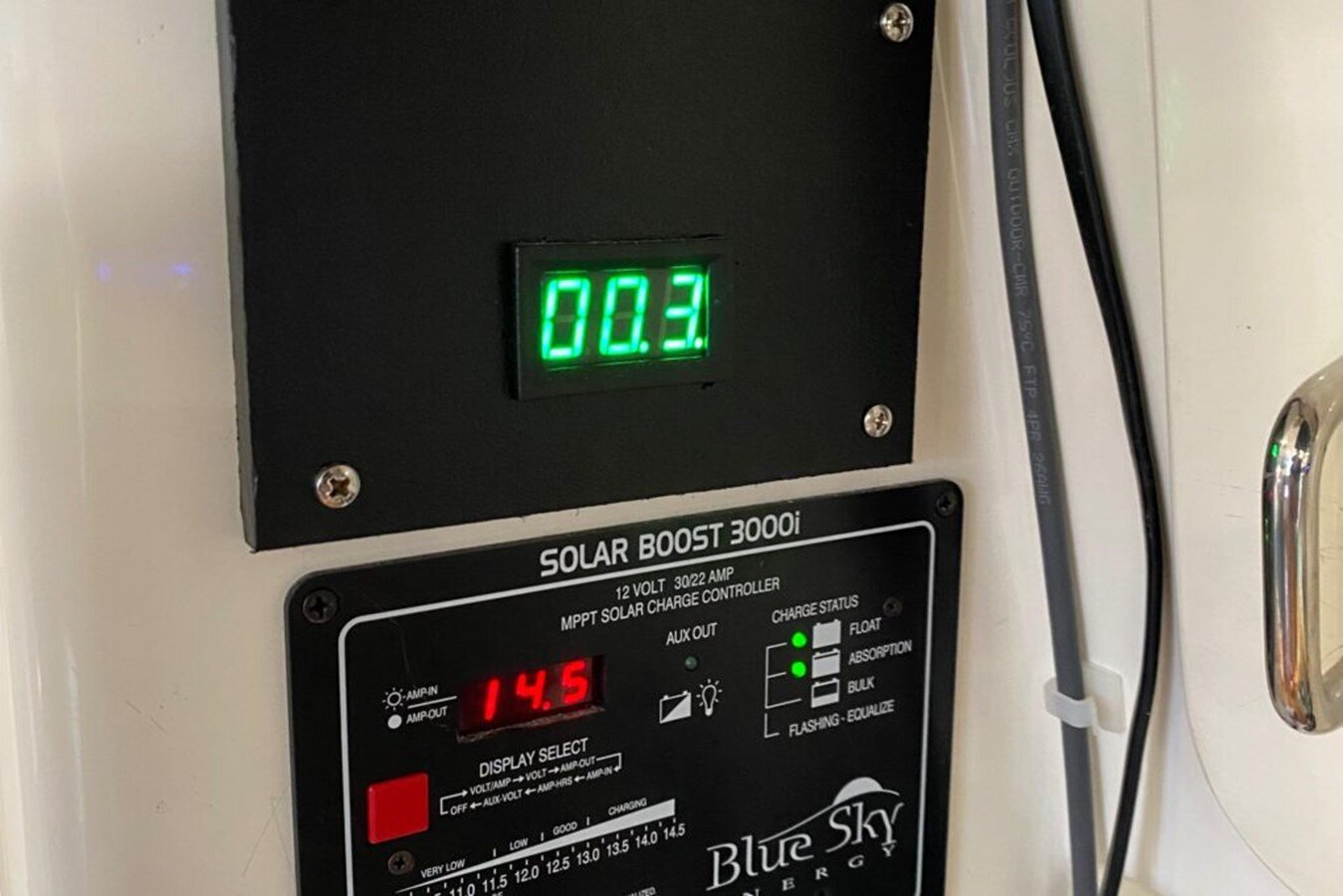 2001-voyage-yachts-43-8-c7ab97