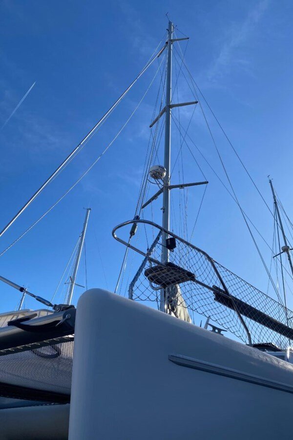 2001-voyage-yachts-43-8-c7ab97