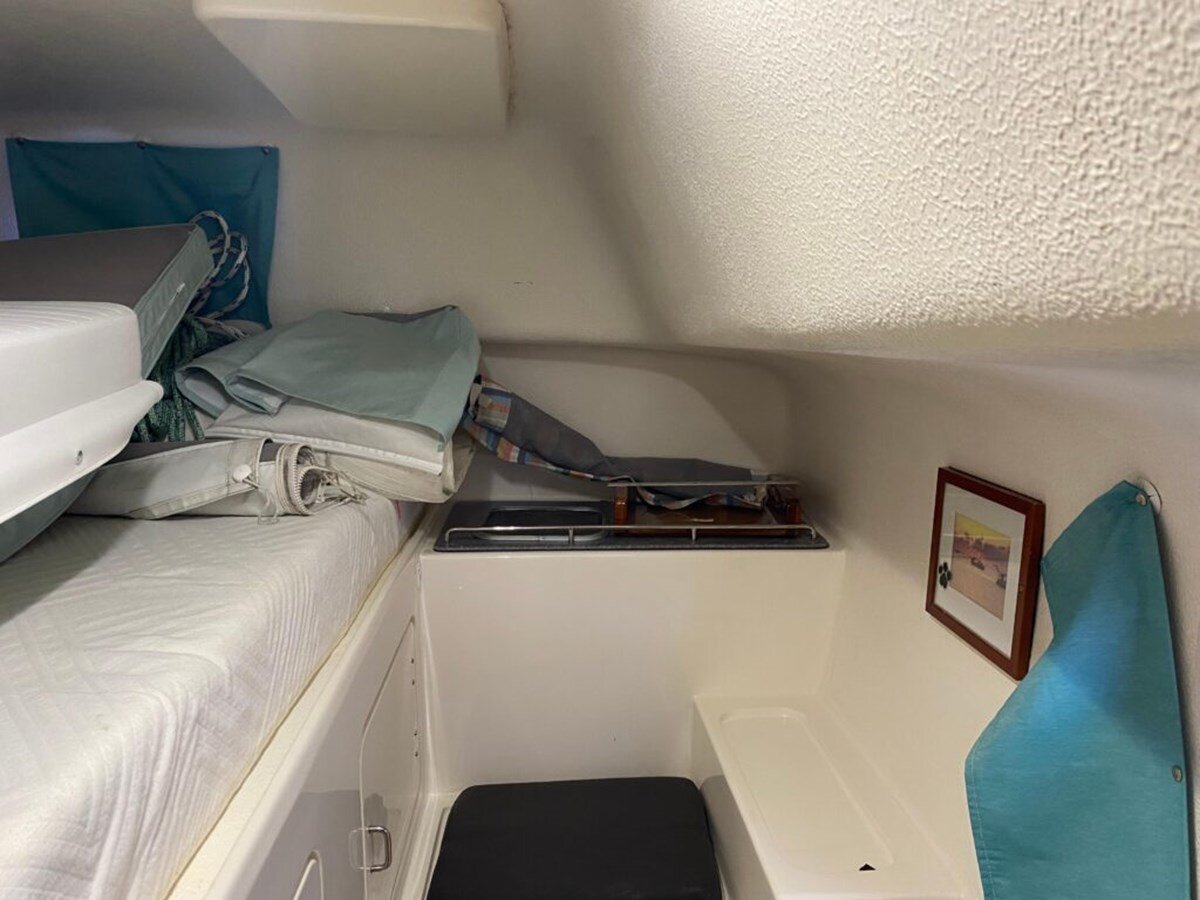 2001-voyage-yachts-43-8-c7ab97